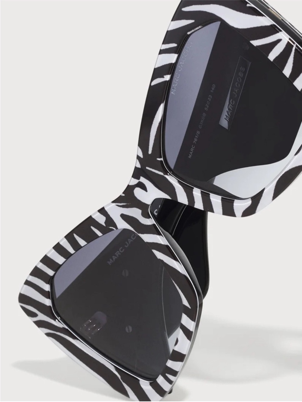 Pre-order Marc Jacobs Sunglasses, New 185 - Picture 5 of 16
